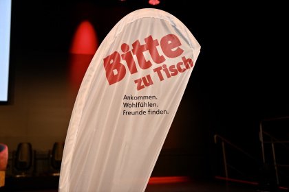 Aktion: Bitte zu Tisch