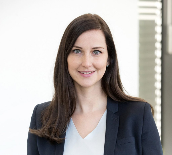 7390 20220421 234000